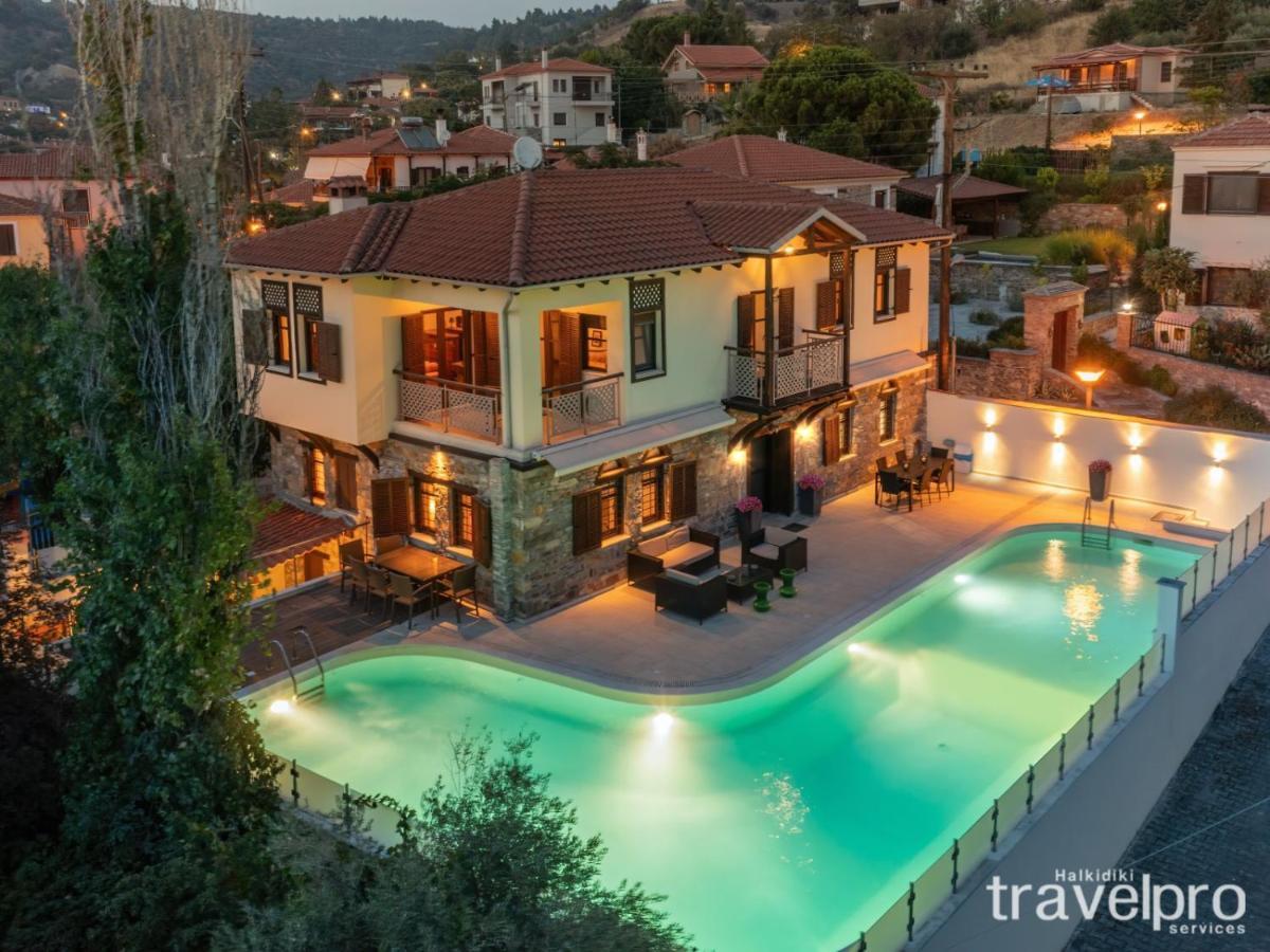 Villa Artemis By Rentalspro - Nikiti Halkidiki Buitenkant foto