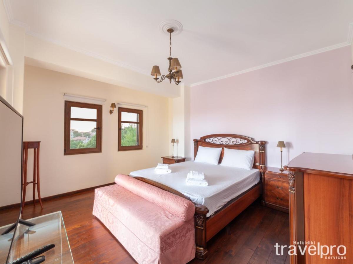 Villa Artemis By Rentalspro - Nikiti Halkidiki Buitenkant foto