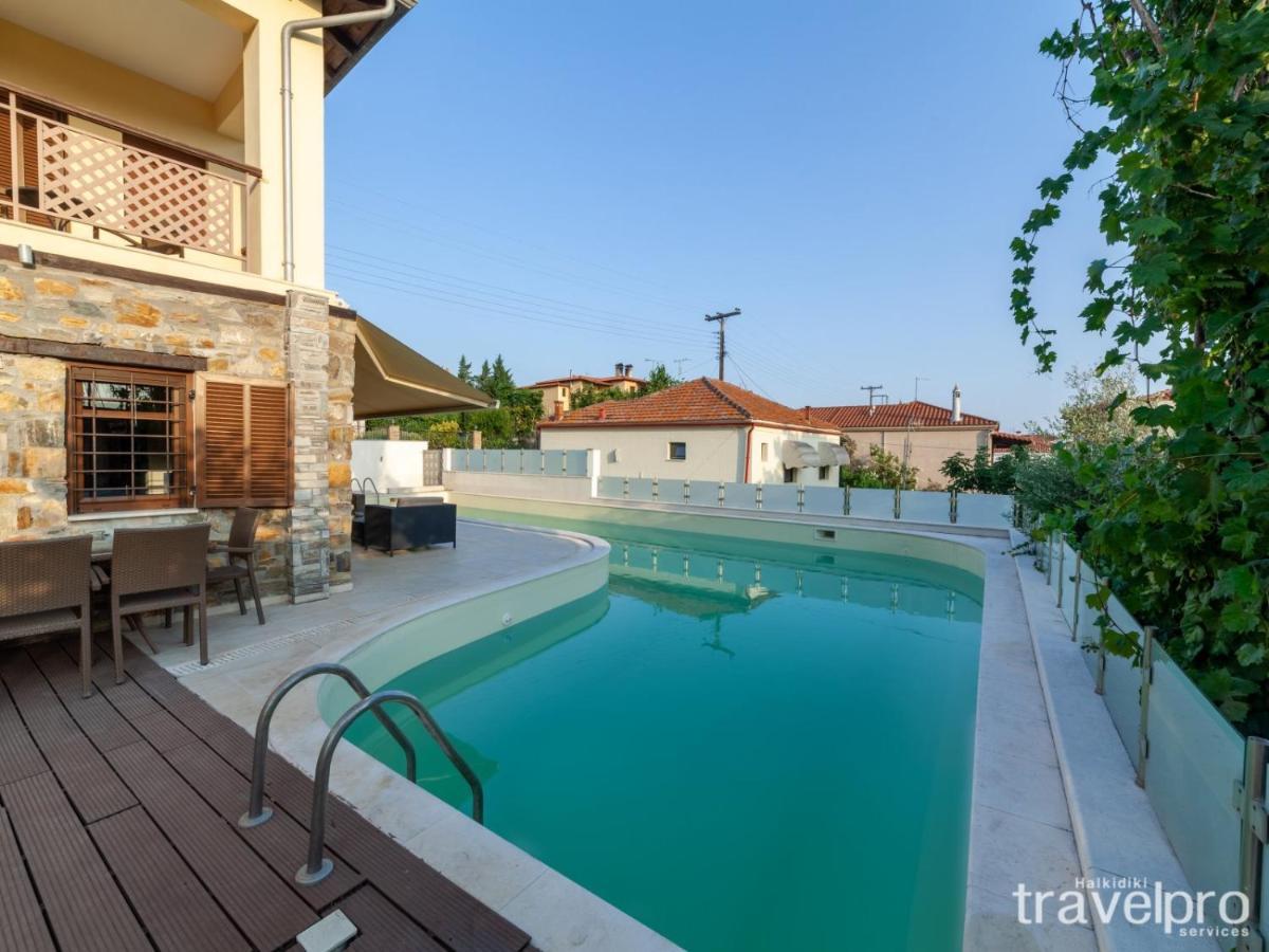 Villa Artemis By Rentalspro - Nikiti Halkidiki Buitenkant foto