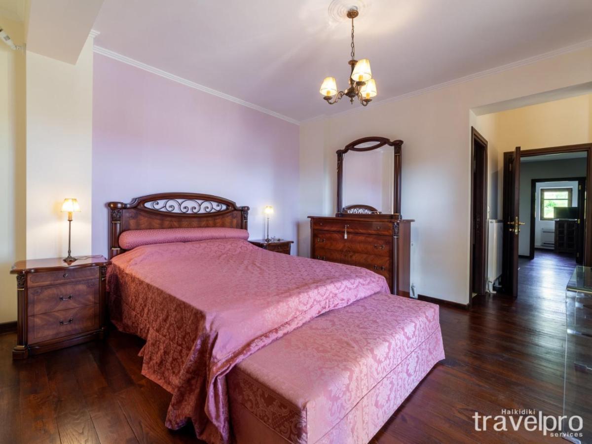 Villa Artemis By Rentalspro - Nikiti Halkidiki Buitenkant foto