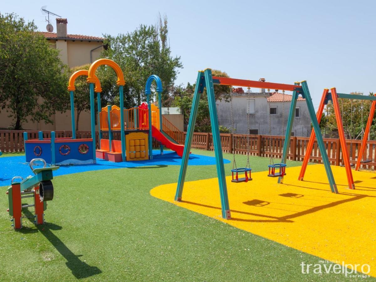 Villa Artemis By Rentalspro - Nikiti Halkidiki Buitenkant foto